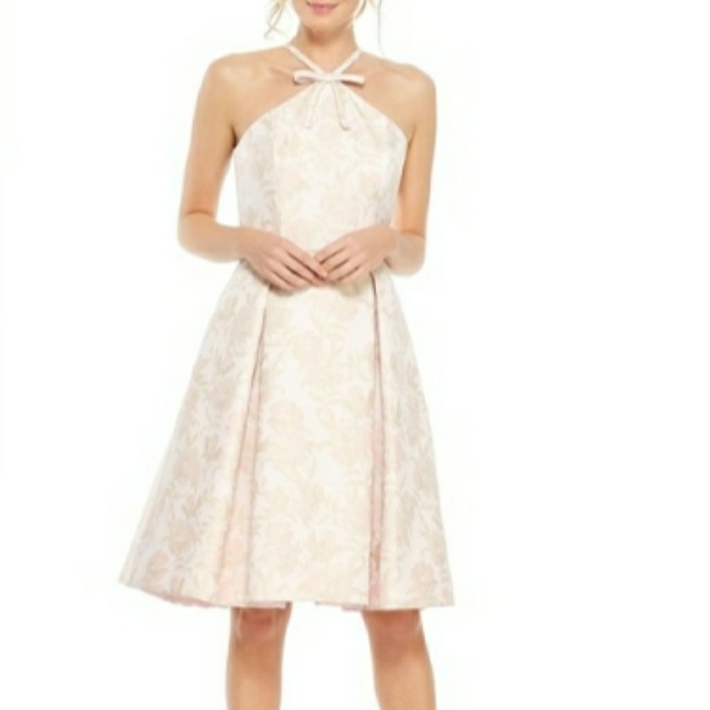 Meet your Posher, Yadira